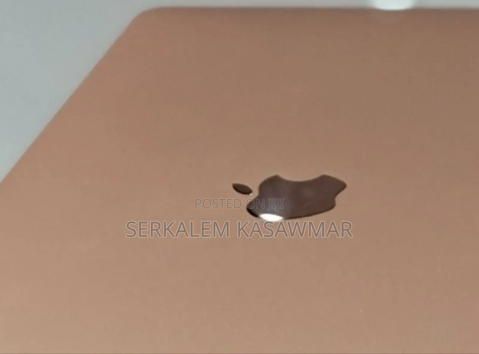 New Laptop Apple MacBook Air 2020 M1 8GB Apple M1 SSD 256GB