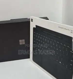 New Microsoft Surface Pro 11th Edition, a Copilot+ PC 16GB SSD 512GB