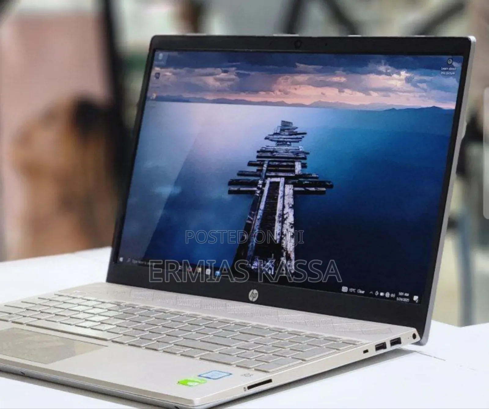 New Laptop Lenovo Yoga 7i 16GB Intel Core I7 SSHD (Hybrid) 1T