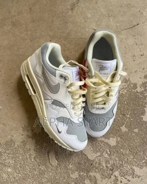 Patta X Nike Air Max 1 Tm 
Made in Vietnam