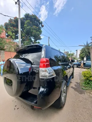 Toyota Land Cruiser Prado 2012 Black