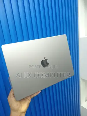New Laptop Apple MacBook Pro M1 32GB Apple M1 Max SSD 2T