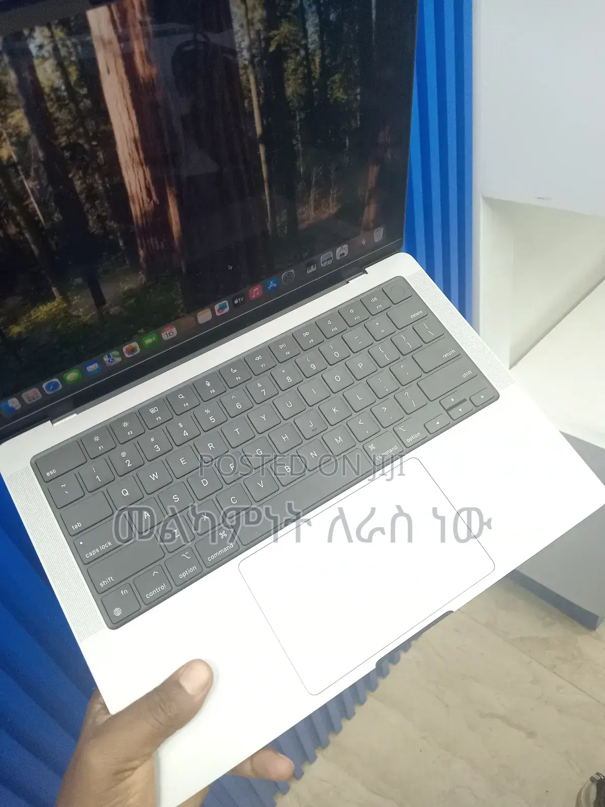 New Laptop Apple MacBook Pro M1 32GB Apple M1 Max SSD 2T