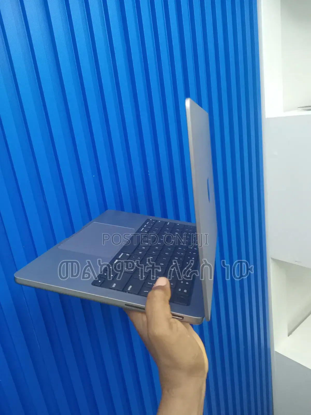 New Laptop Apple MacBook Pro M1 32GB Apple M1 Max SSD 2T