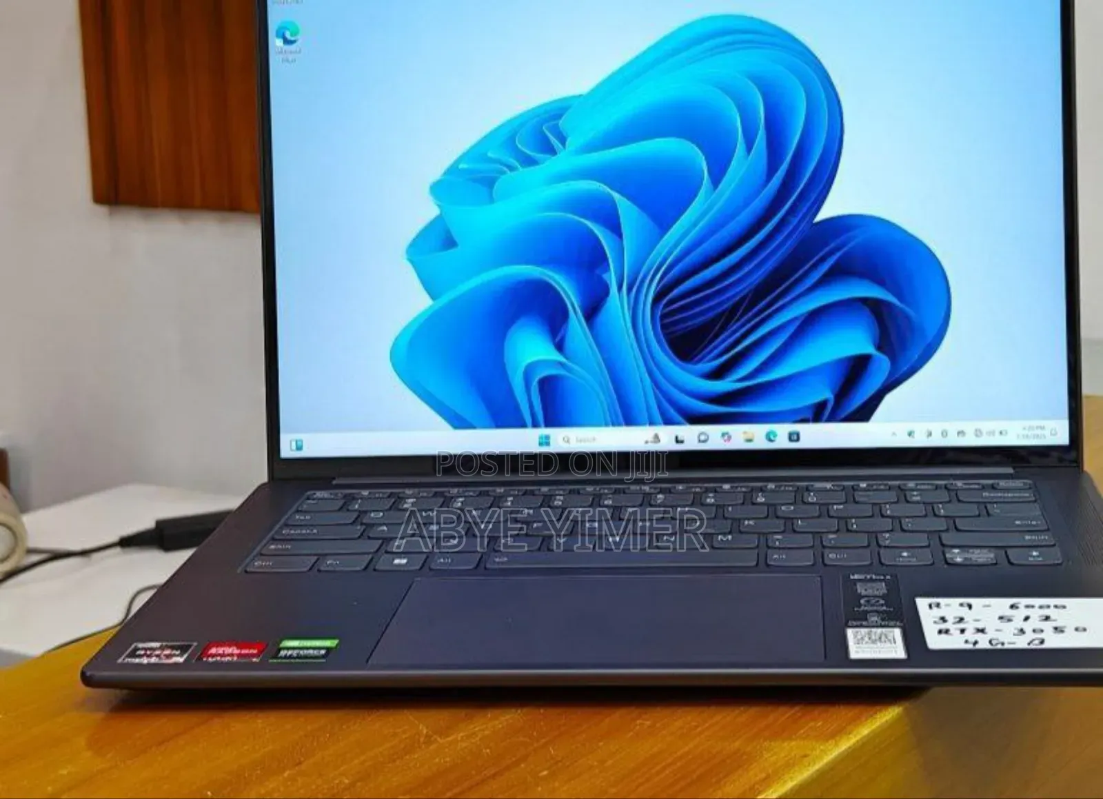 New Laptop Lenovo 32GB AMD Ryzen 9 SSD 512GB