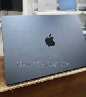 New Laptop Apple MacBook Air 2022 M2 8GB Apple M1 SSD 256GB