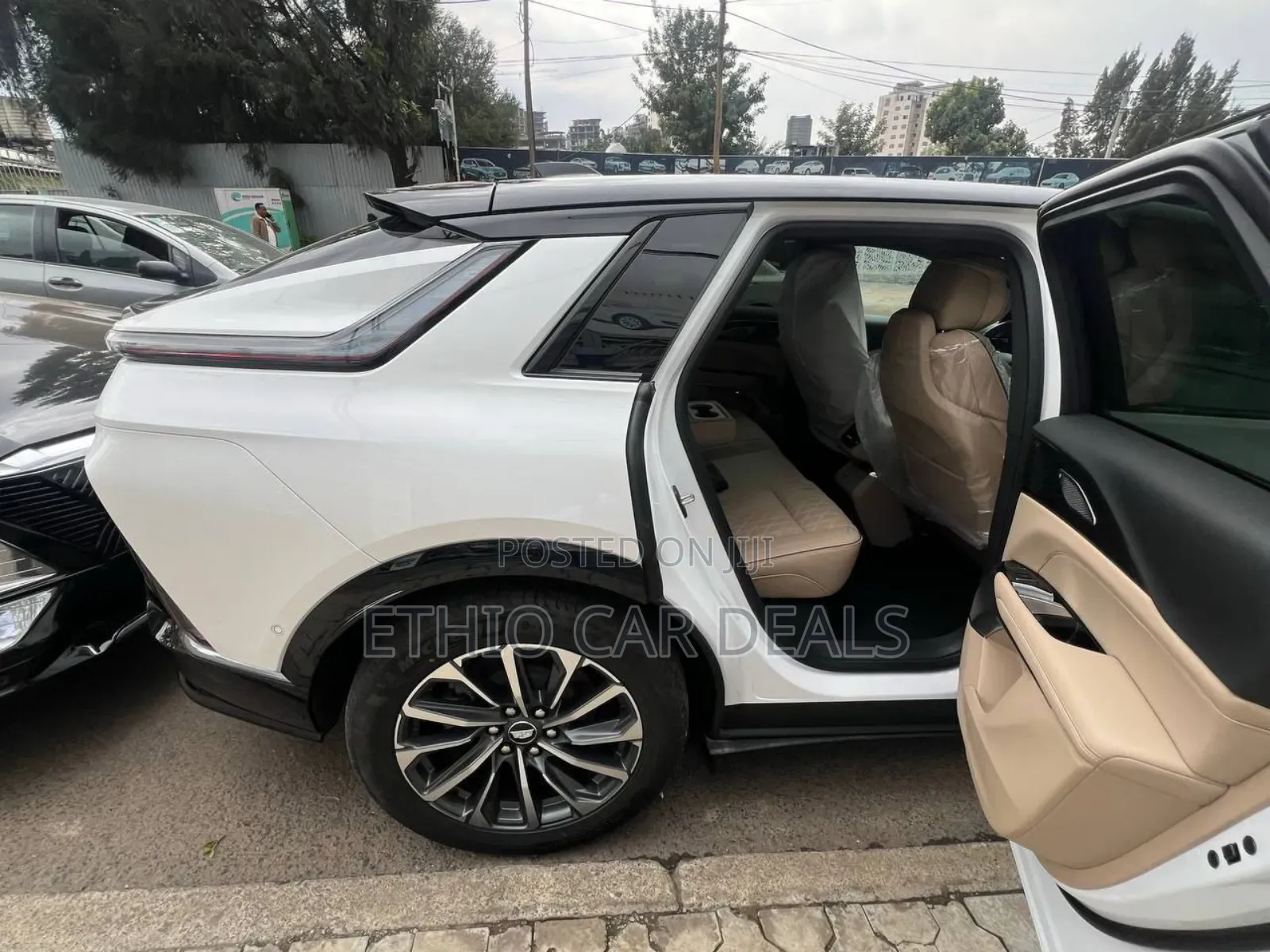 New Cadillac Lyriq 2024 White