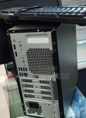 Photo - New Laptop Dell 8GB Intel Core I5 HDD 1T