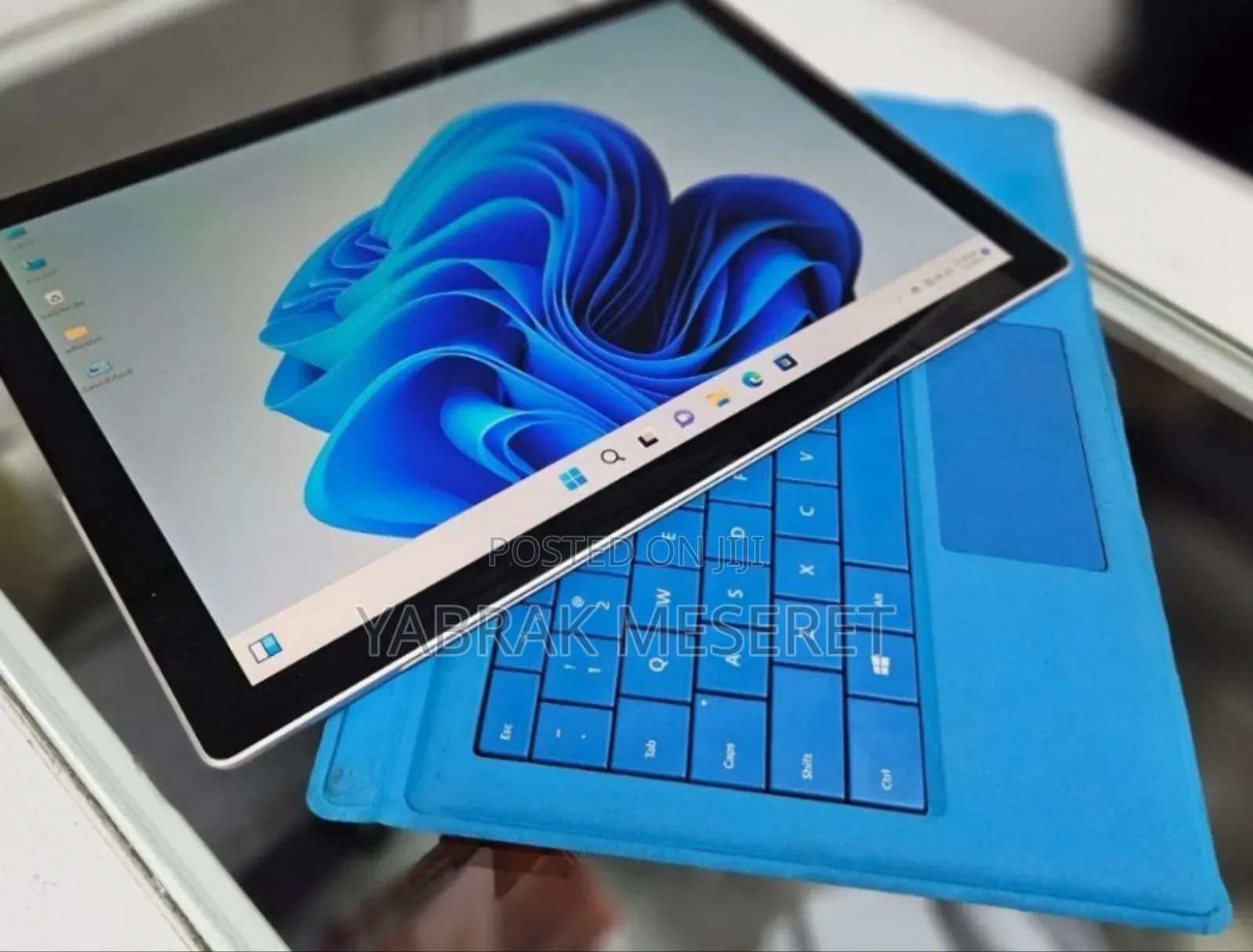 New Laptop Microsoft Surface Pro 7 8GB Intel Core I5 SSD 128GB