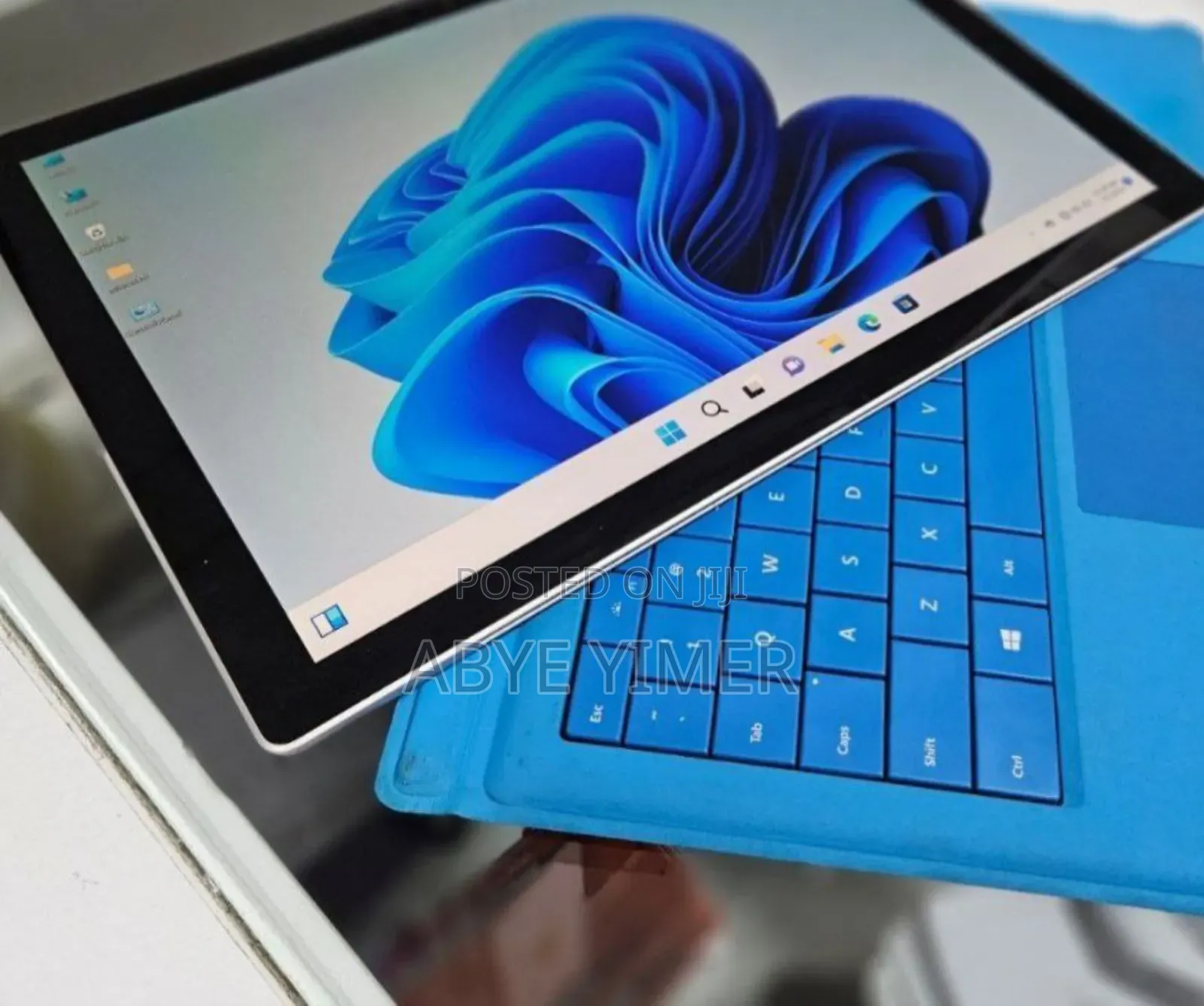 New Laptop Microsoft Surface Pro 7 8GB Intel Core I5 SSD 128GB