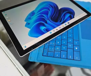 New Laptop Microsoft Surface Pro 7 8GB Intel Core I5 SSD 128GB