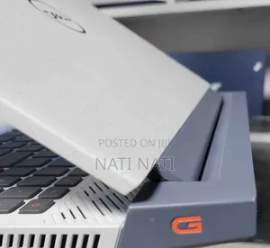 New Laptop Dell G15 5511 16GB Intel SSD 512GB