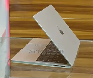 New Laptop Apple MacBook Pro 2023 M3 14-Inch 8GB SSD 512GB