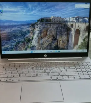 New Laptop HP Pavilion 15 8GB AMD Ryzen 5 SSD 512GB