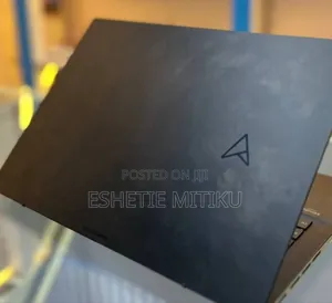 New Laptop Asus 16GB AMD Ryzen 5 SSD 512GB