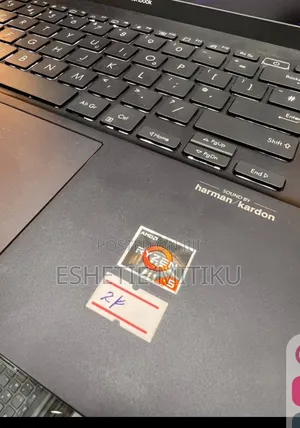 New Laptop Asus 16GB AMD Ryzen 5 SSD 512GB