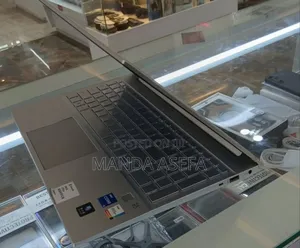 New Laptop HP Pavilion 15 16GB Intel Core I5 SSD 1T