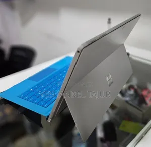 New Laptop Microsoft Surface Pro 7 8GB Intel Core I5 SSD 128GB