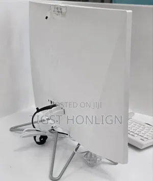 New Desktop Computer HP 200 G4 All-in-One 8GB Intel Core I3 HDD+SSD 1T