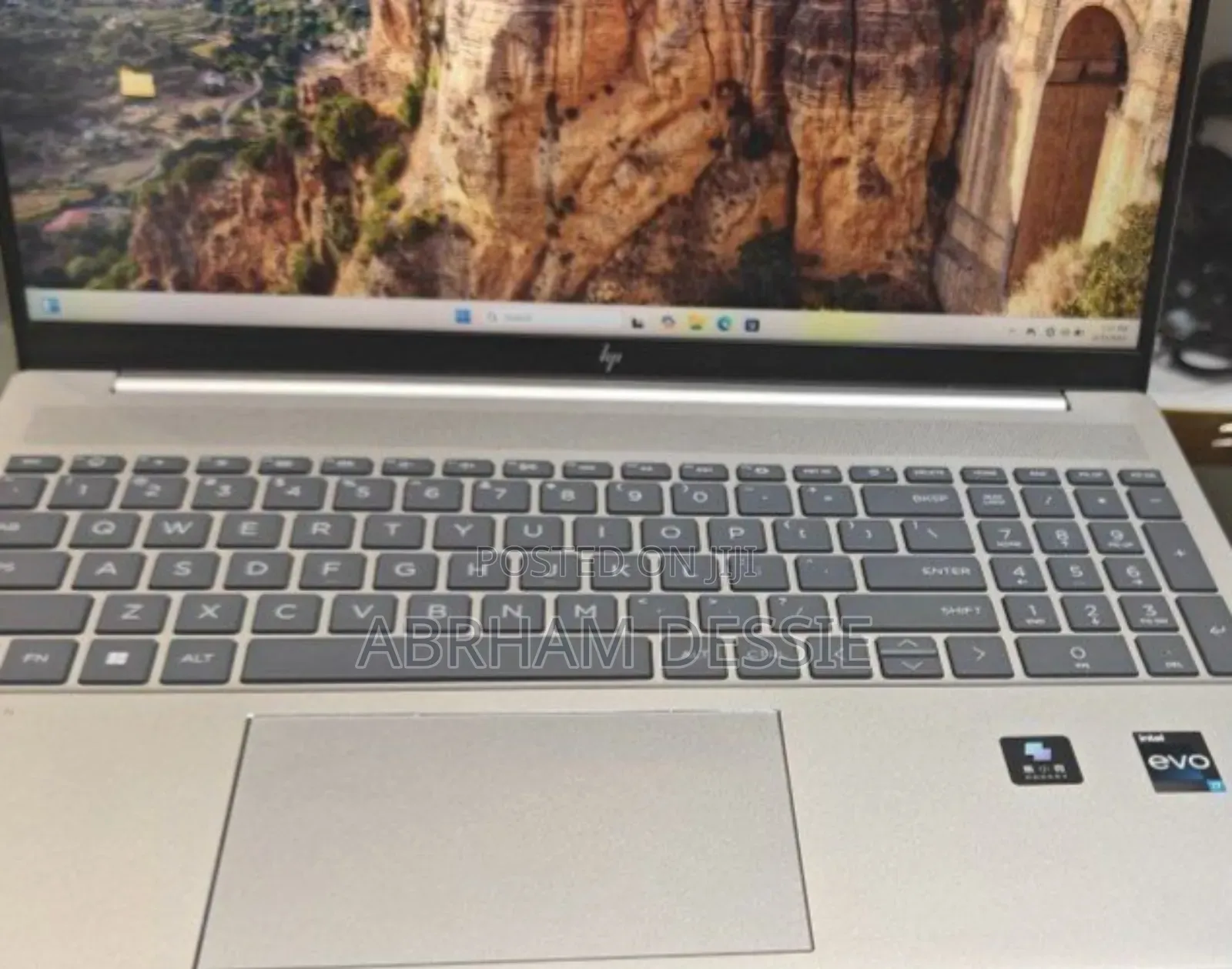 New Laptop HP 16GB Intel Core I7 SSD 1T