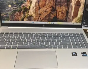 New Laptop HP 16GB Intel Core I7 SSD 1T