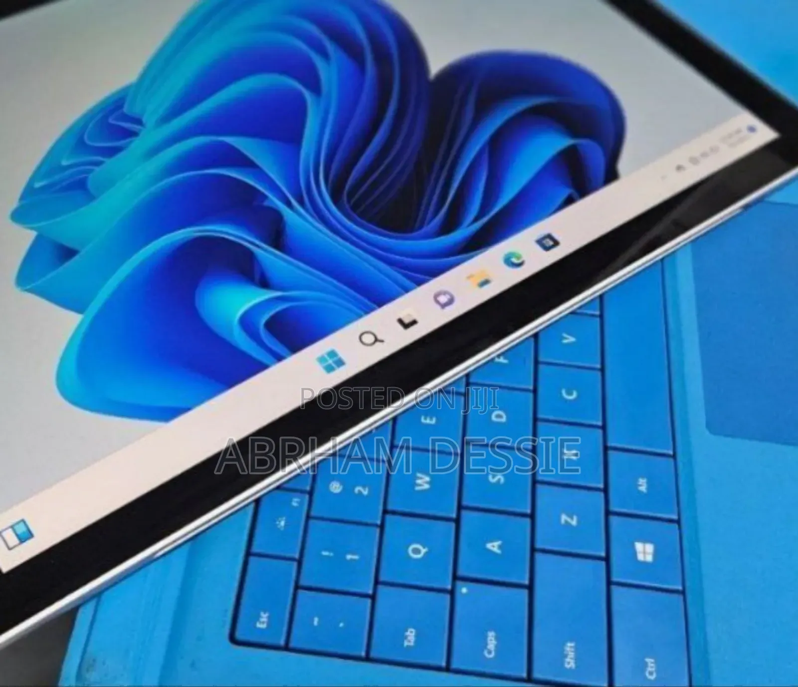 New Laptop Microsoft Surface Pro 7 8GB Intel Core I5 SSD 128GB