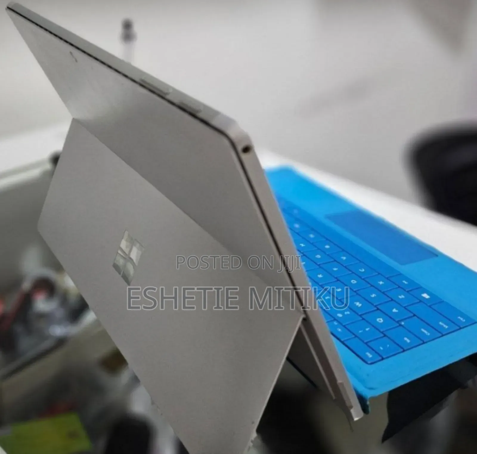 New Laptop Microsoft Surface Pro 8GB Intel Core I7 SSD 128GB