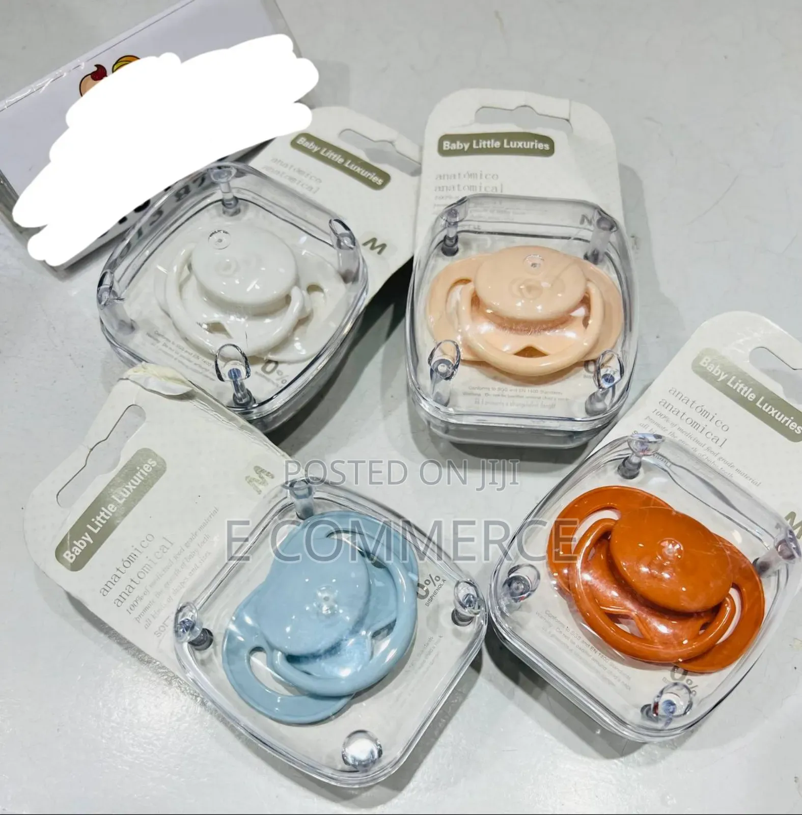 High Quality ጫፉ ለስላሳ እና ጠፍጣፋ Pacifier ( የእንጀራ እናት )