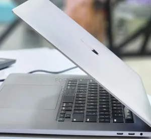 New Laptop Apple MacBook Pro 2019 32GB Intel Core I9 SSD 1T