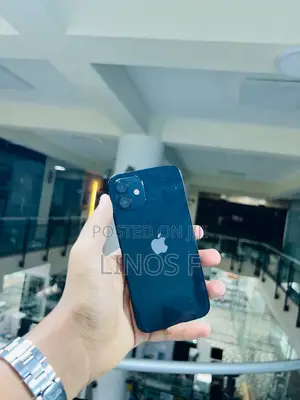 Photo - Apple iPhone 12 64 GB Blue