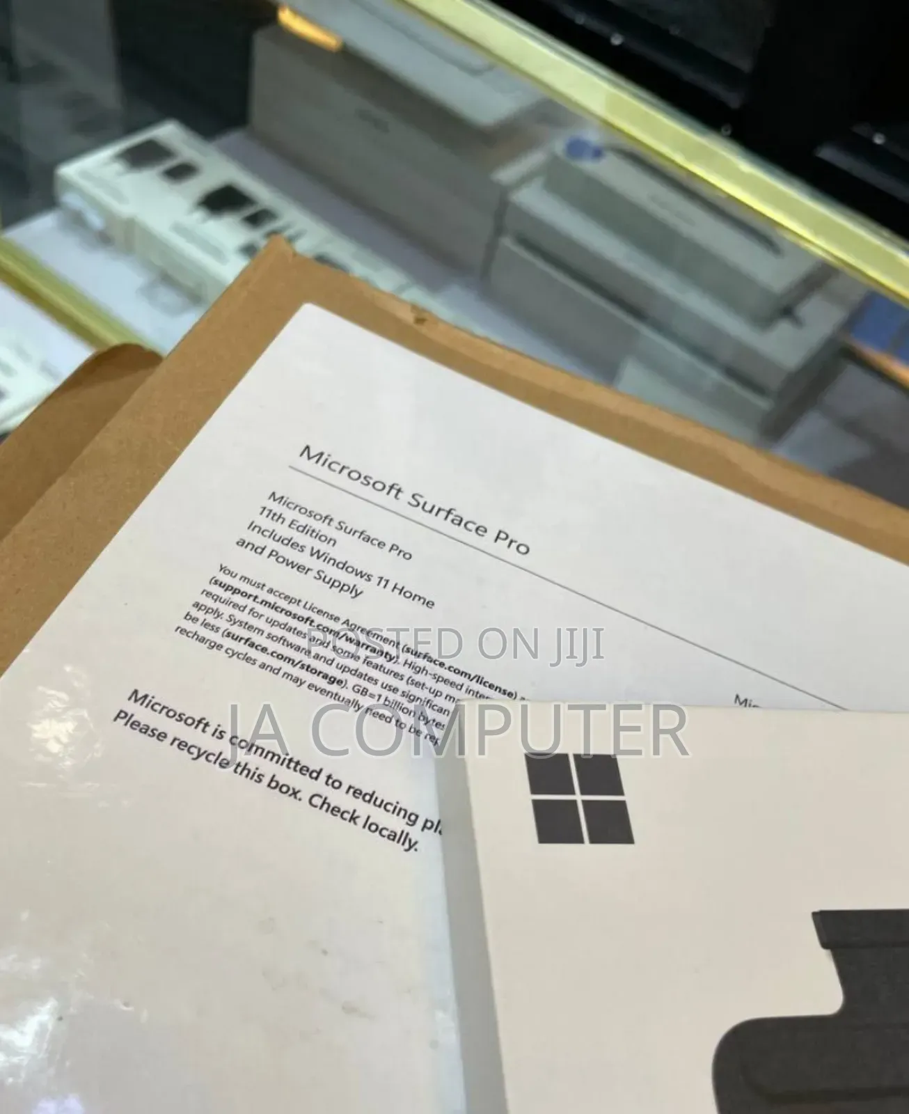 New Microsoft Surface Pro 16GB Qualcomm Snapdragon X Plus SSD 512GB