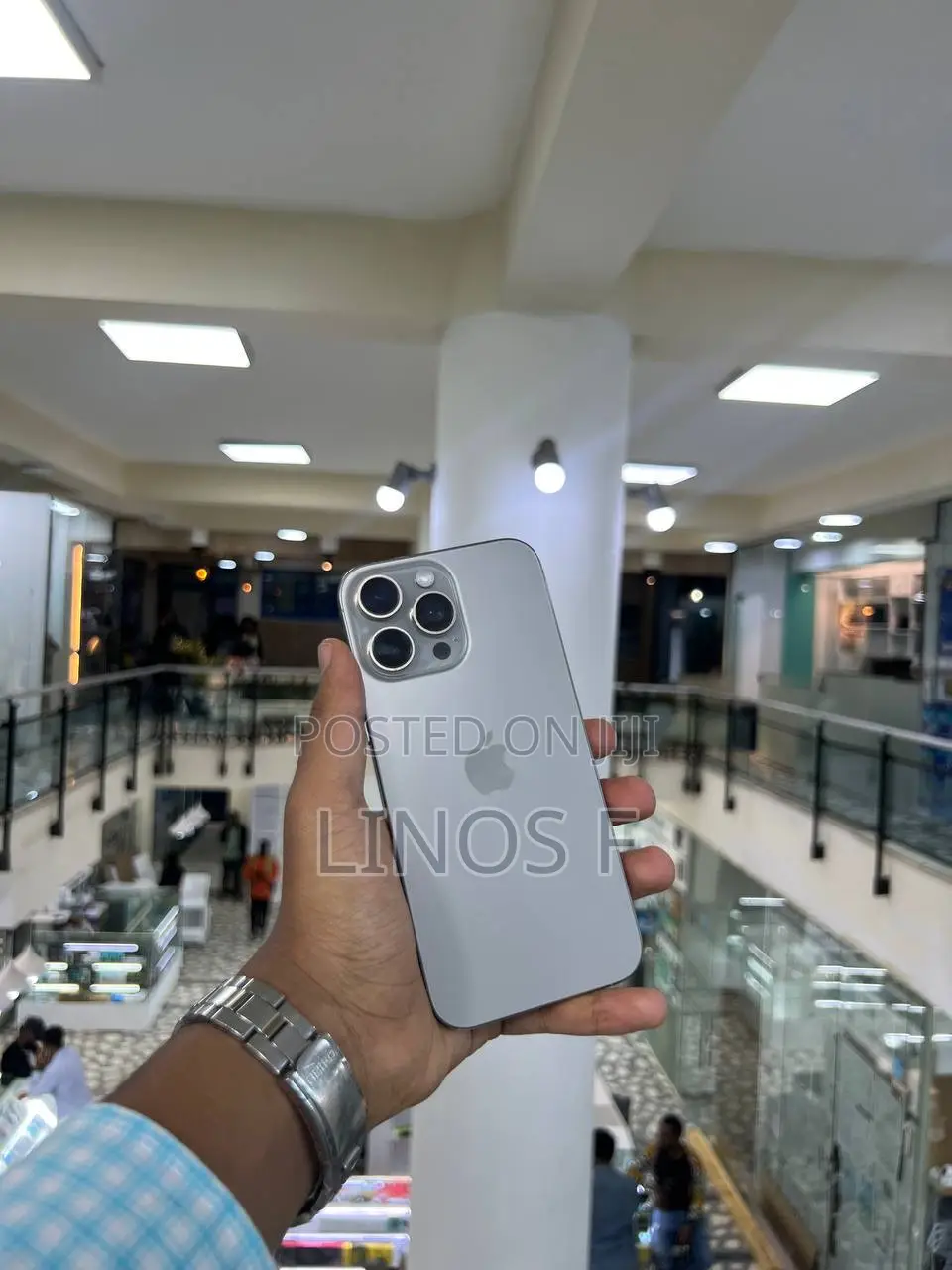 New Apple iPhone 16 Pro Max 256 GB Silver