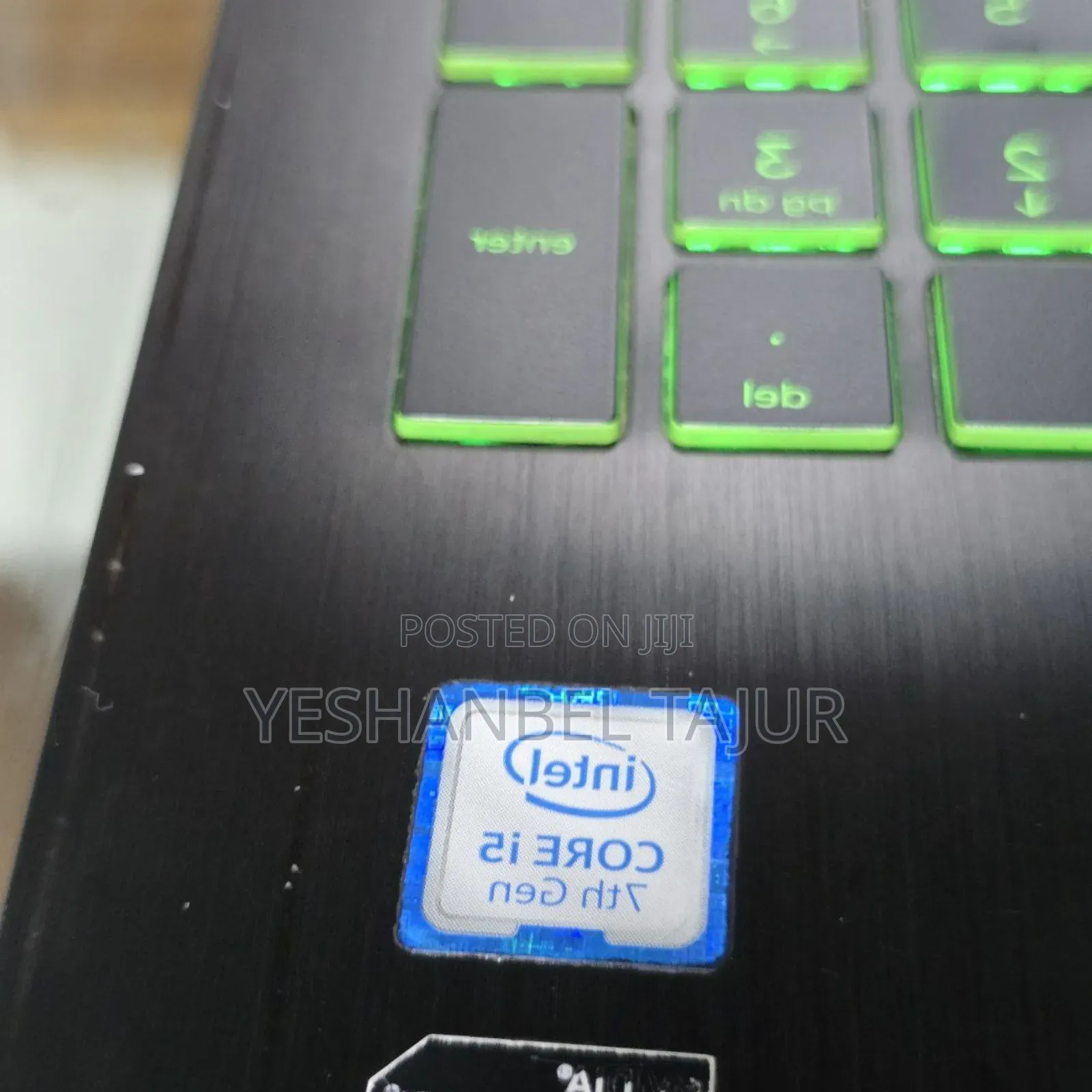 New Laptop HP Pavilion 15 8GB Intel Core I5 HDD 1T