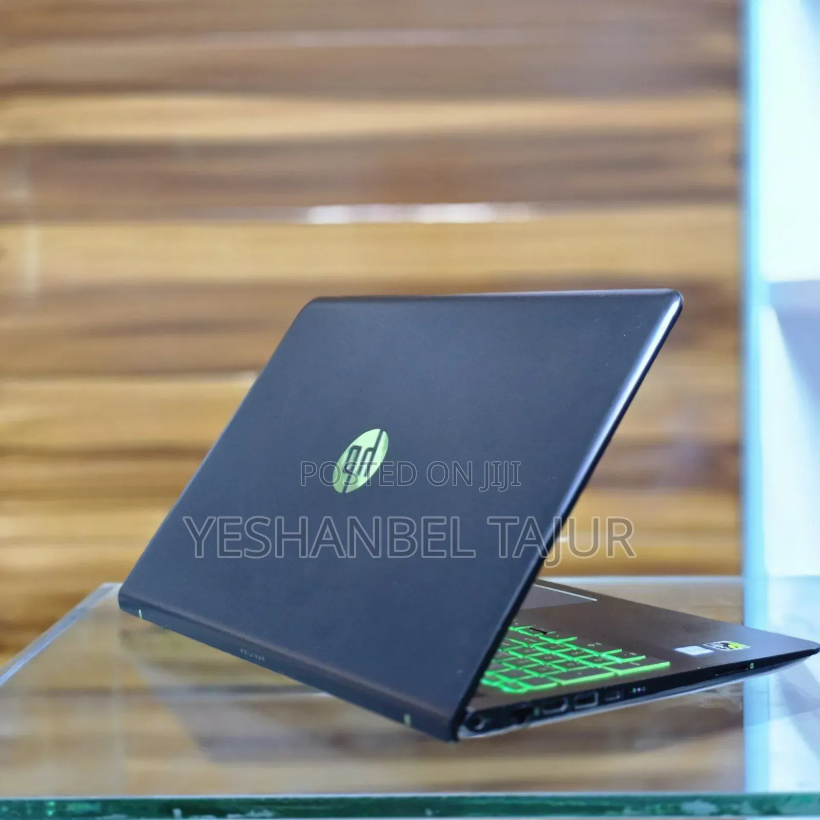 New Laptop HP Pavilion 15 8GB Intel Core I5 HDD 1T