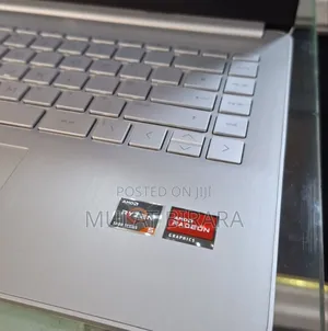 New Laptop HP Stream Notebook 8GB AMD Ryzen 5 SSD 512GB