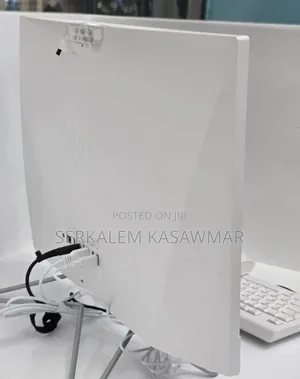 New Desktop Computer HP 200 G4 All-in-One 8GB Intel Core I3 HDD+SSD 1T