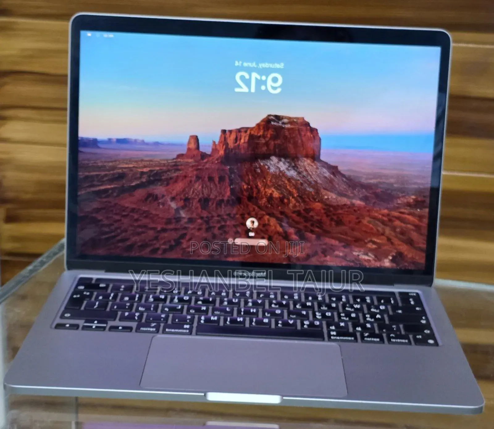 New Laptop Apple MacBook Pro M1 8GB Apple M2 SSD 256GB