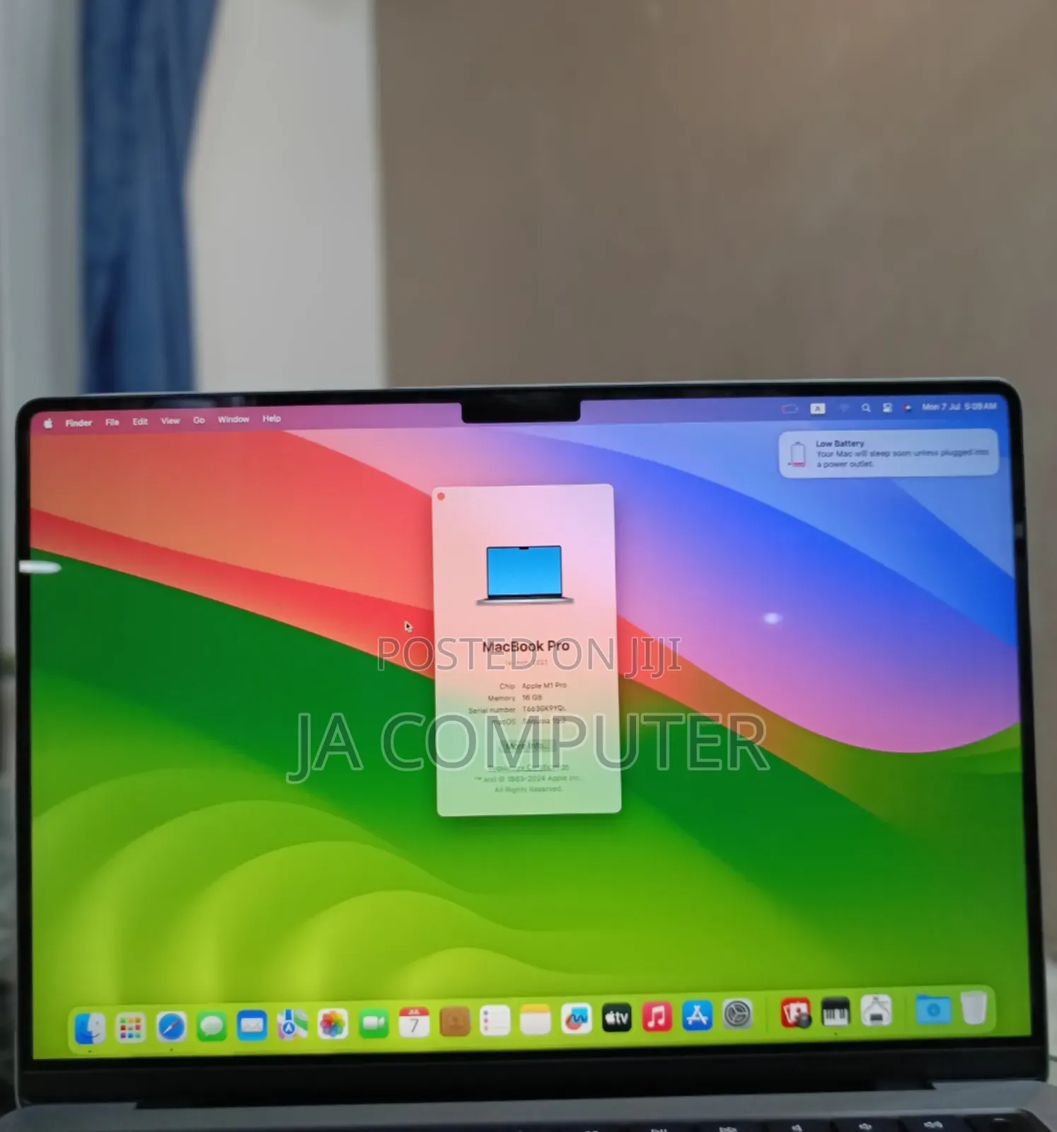 New Laptop Apple MacBook Pro M1 16GB Apple M1 Pro SSD 512GB