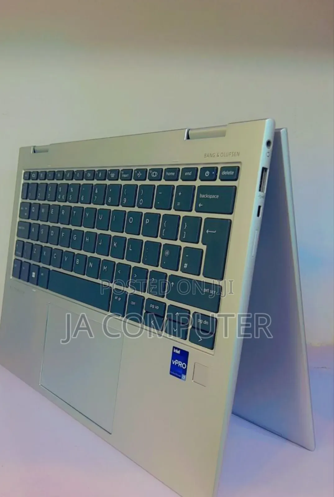 New Laptop HP EliteBook 830 32GB Intel Core I7 SSD 512GB