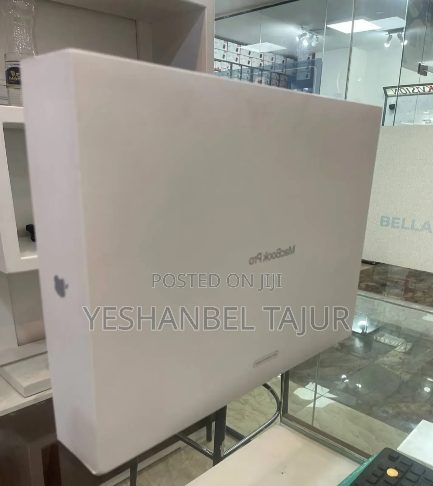 New Laptop Apple MacBook Pro M1 16GB Apple M3 SSD 4T