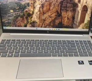 Photo - New Laptop HP Pavilion 15 16GB Intel Core I7 SSD 1T