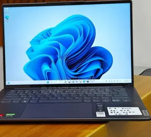New Laptop Lenovo 16GB AMD Ryzen 9 SSD 512GB