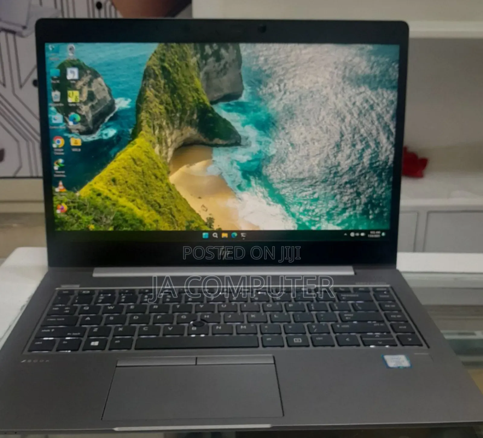 New Laptop HP Zbook Studio G7 16GB Intel Core I5 SSD 512GB