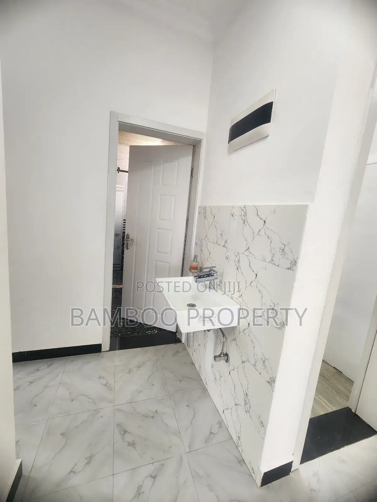 4bdrm Apartment in Bole for rent