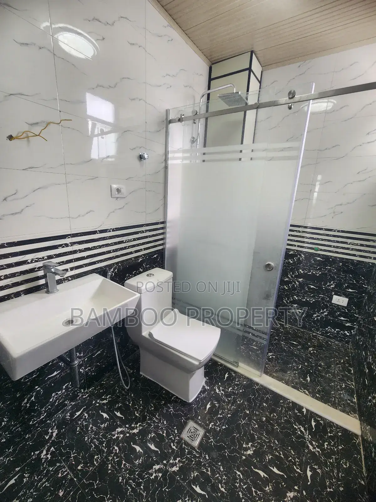 4bdrm Apartment in Bole for rent