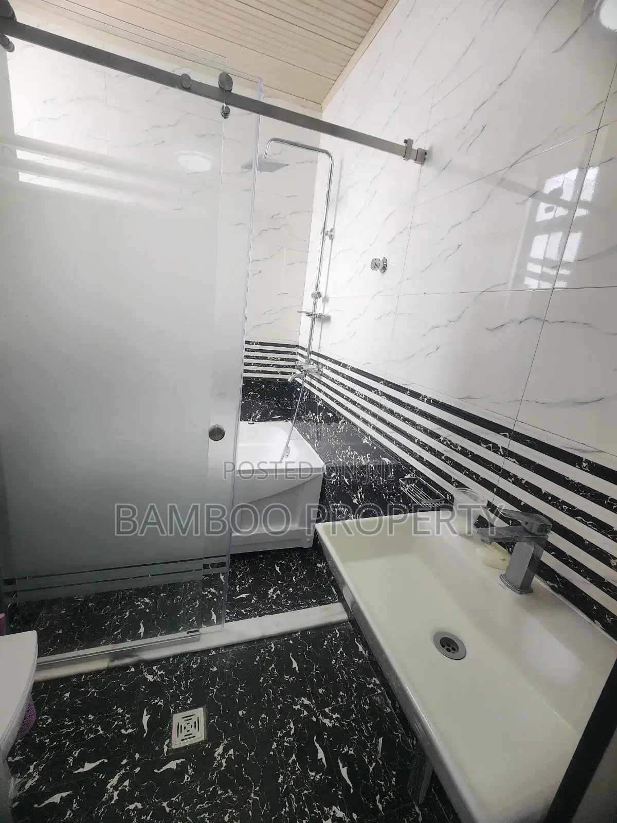 4bdrm Apartment in Bole for rent