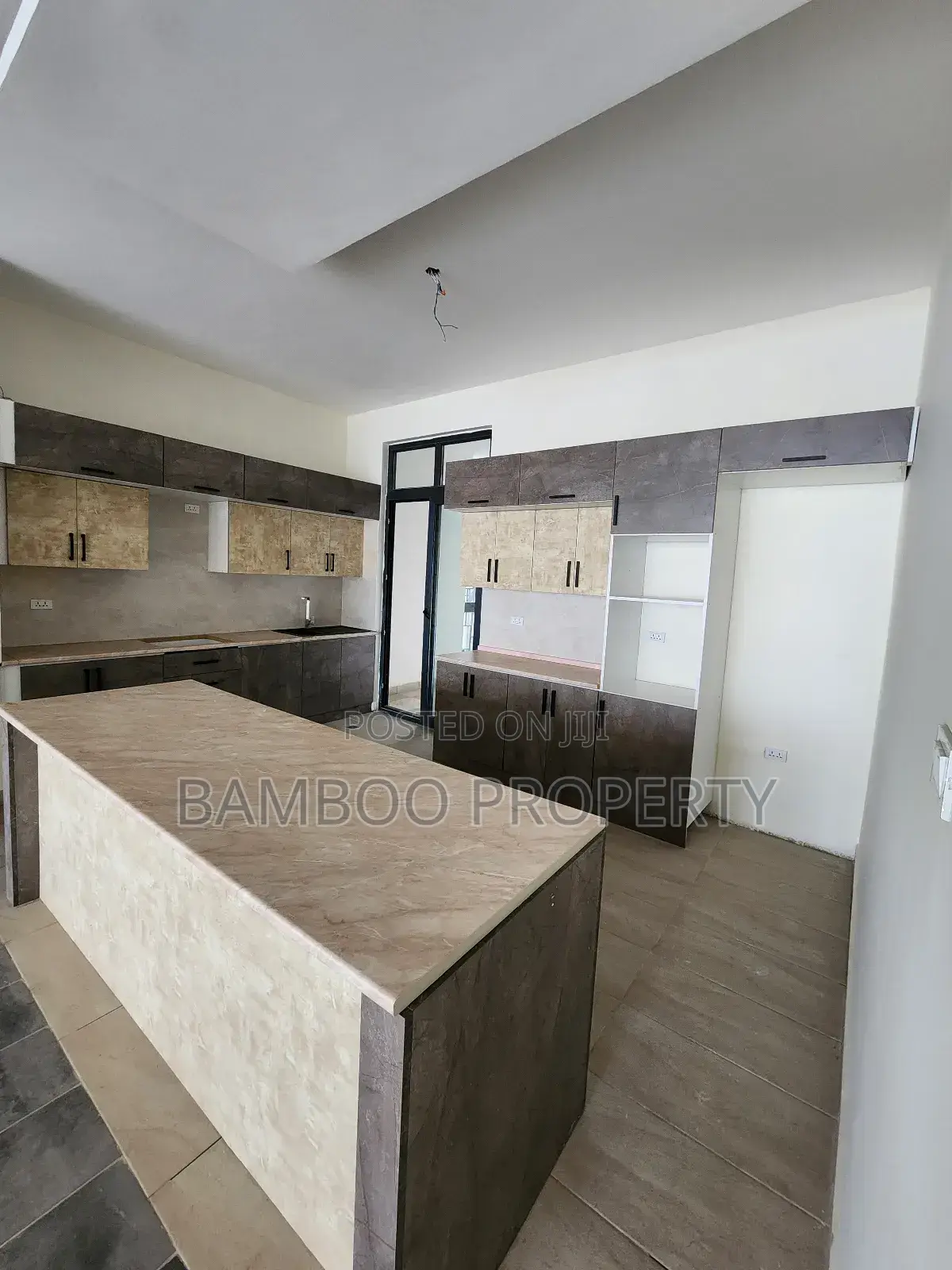 3bdrm Apartment in Bole for sale