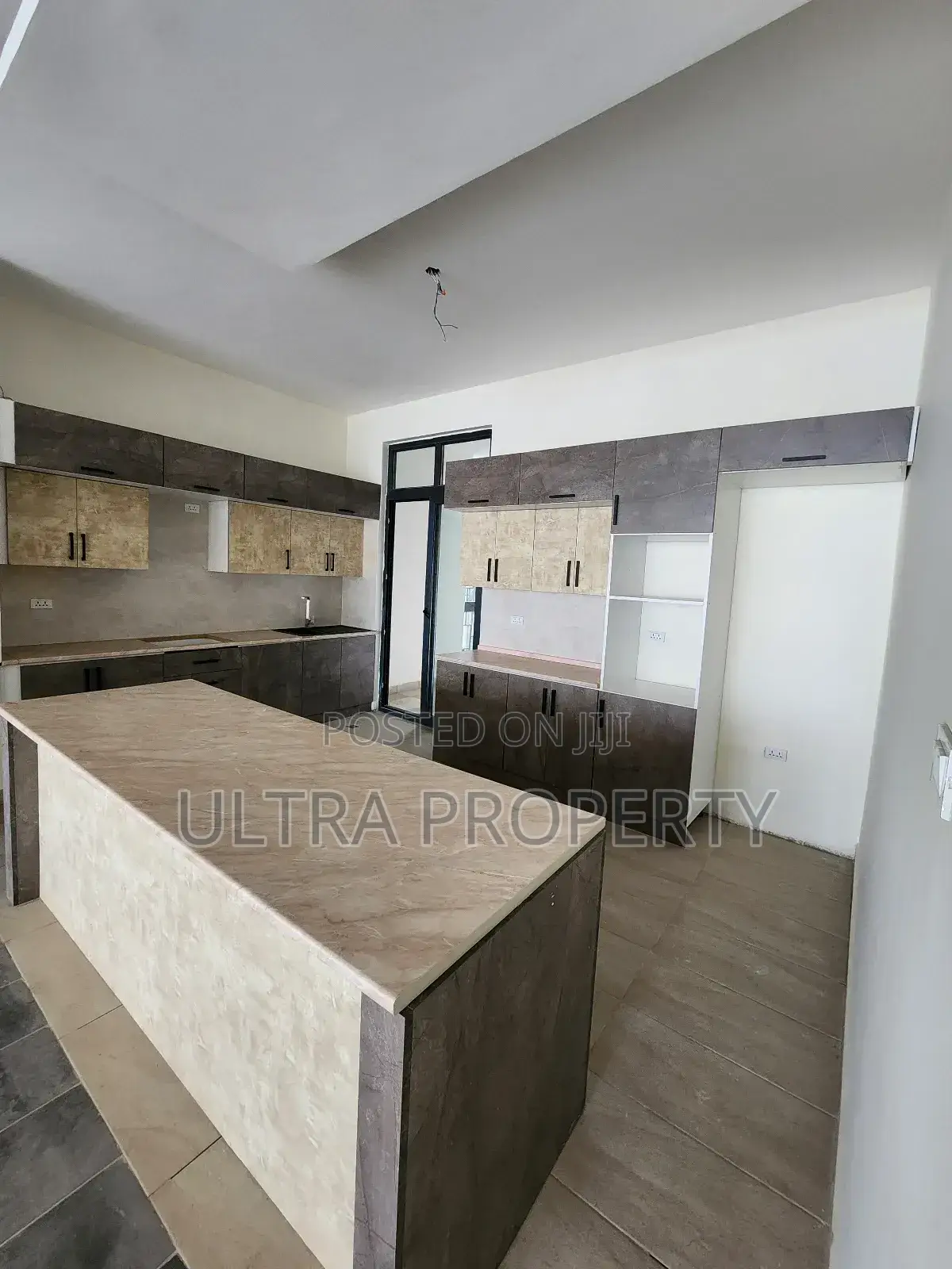 3bdrm Apartment in Bole for sale