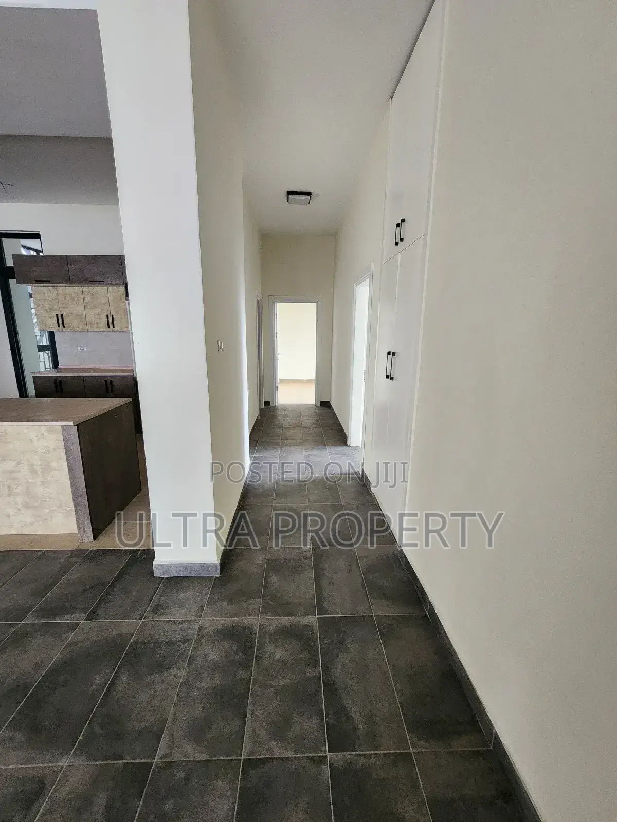 3bdrm Apartment in Bole for sale