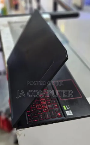 New Laptop Acer Nitro 5 16GB Intel Core I5 SSHD (Hybrid) 750GB